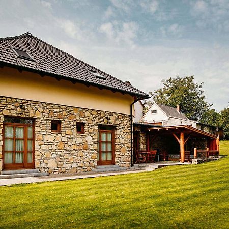 Bed and Breakfast Kakukk Vendéglő Panzió à Bánd Extérieur photo